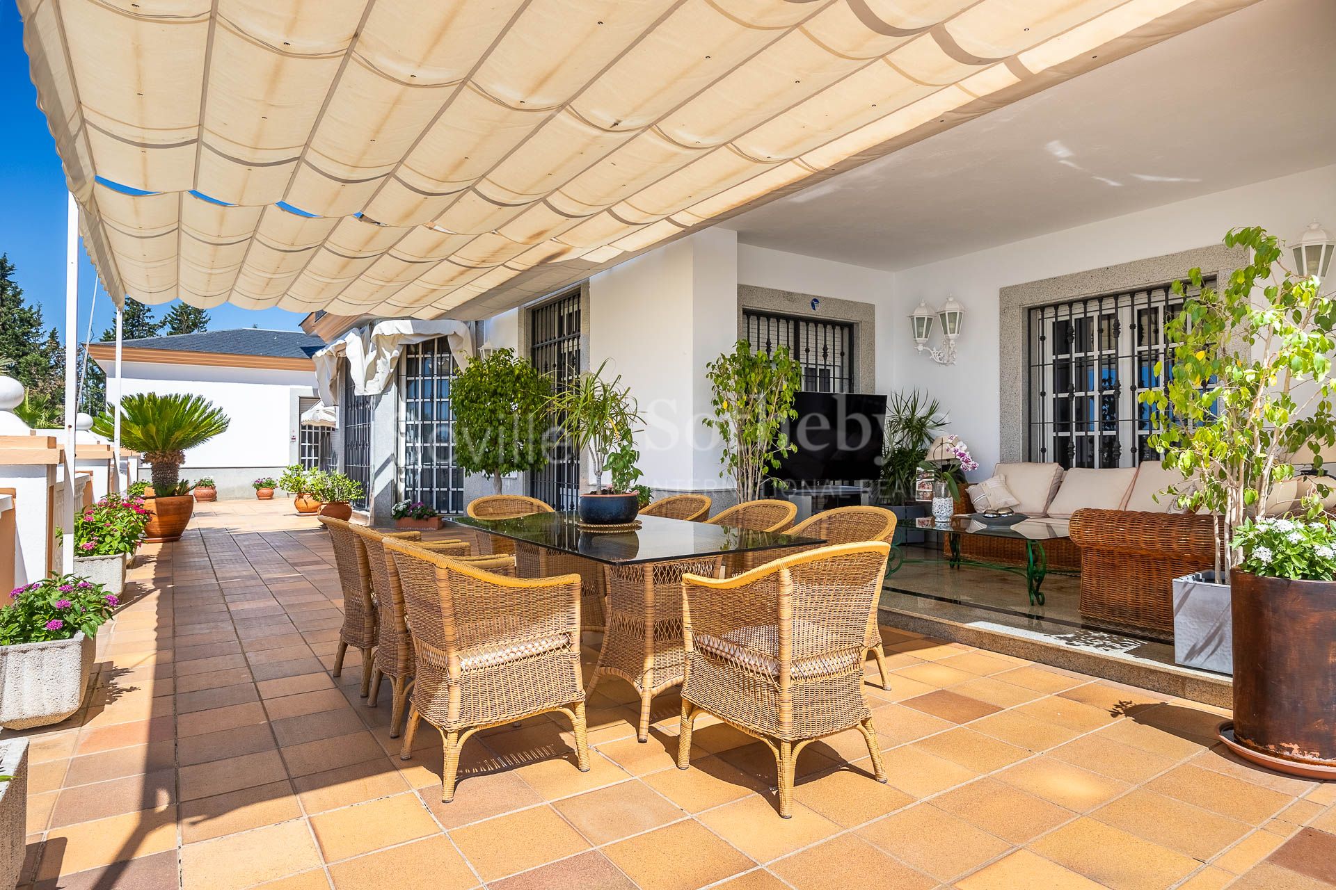 Impresionante casa de estilo arquitectónico moderno con vistas panorámicas de Aljaraque
