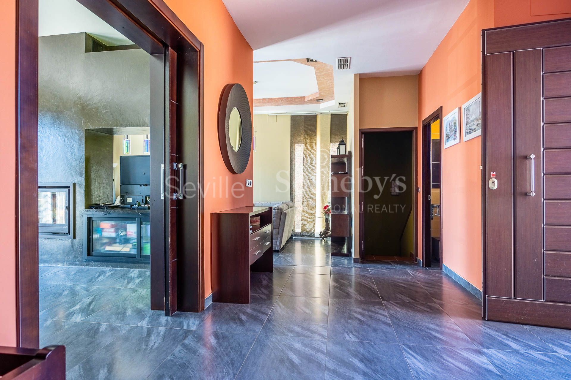 Chalet independiente con amplia parcela