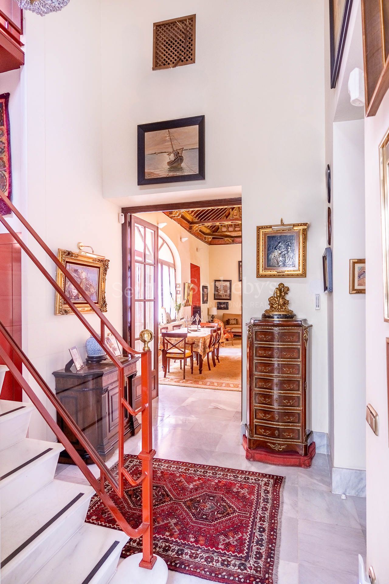 Exclusive duplex in a 16th-century palace house