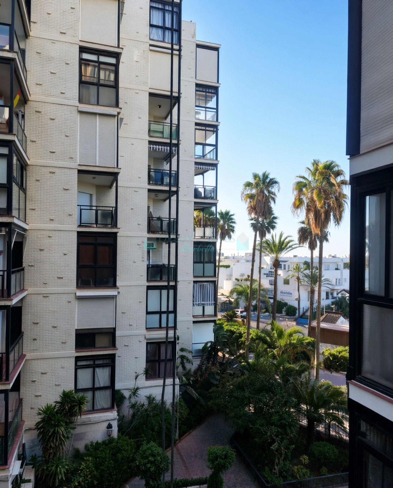 Studio for sale in Playa Bajadilla - Puertos, Marbella