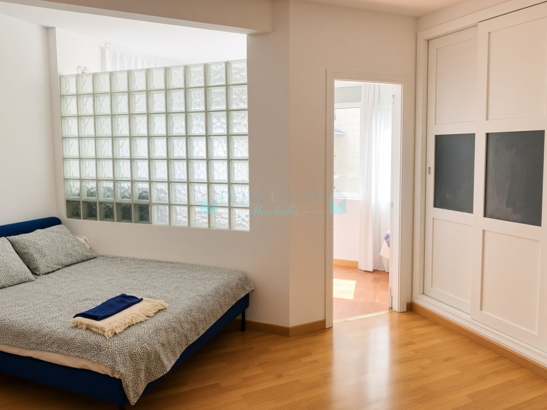 Studio for sale in Playa Bajadilla - Puertos, Marbella