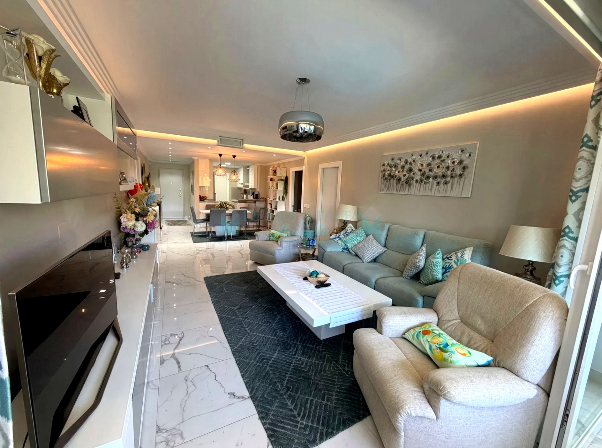Apartment for sale in Playas del Duque, Marbella - Puerto Banus