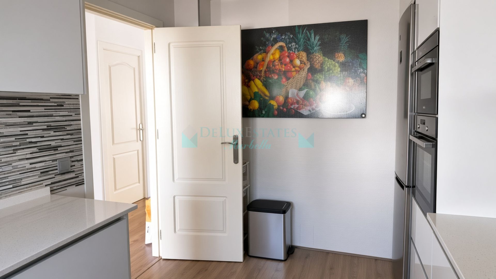 Town House for sale in Selwo, Estepona