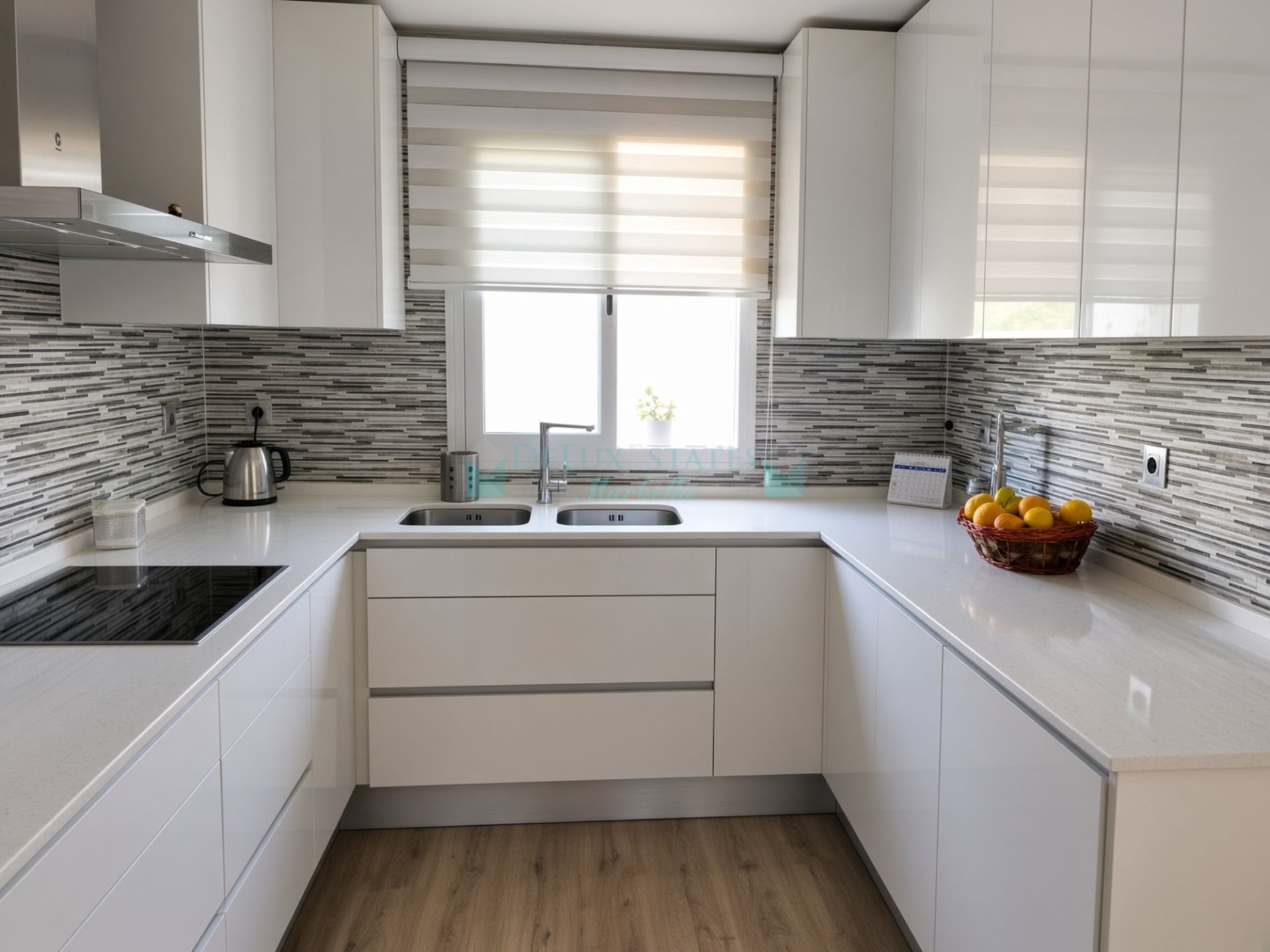 Town House for sale in Selwo, Estepona