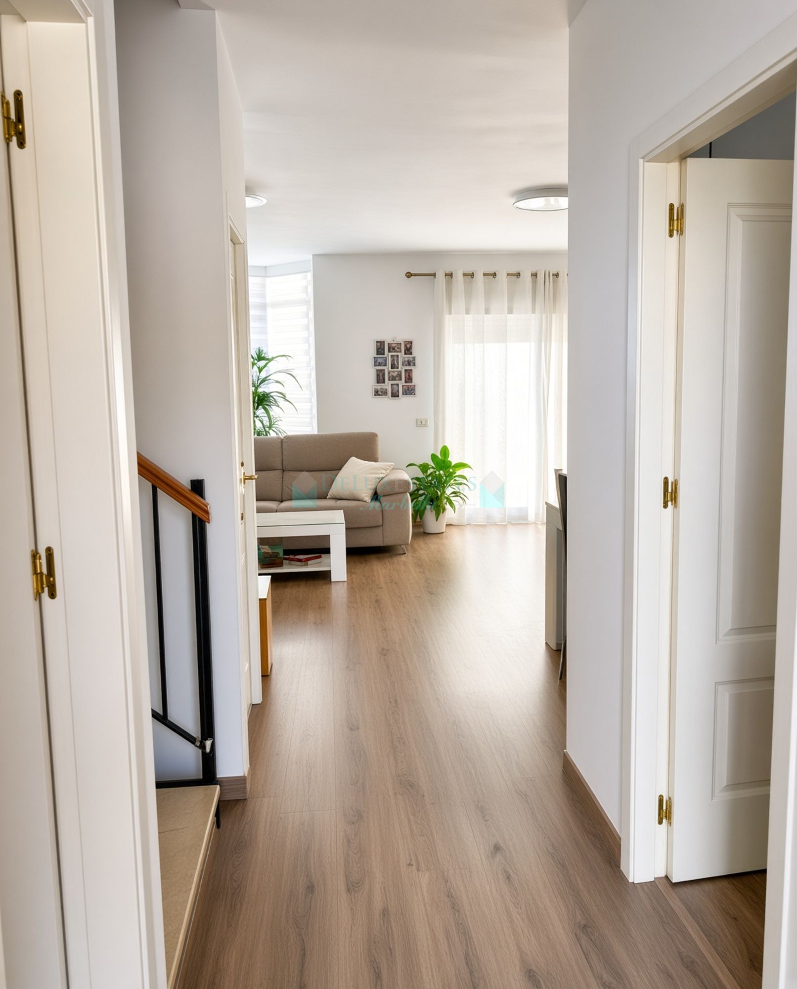 Town House for sale in Selwo, Estepona