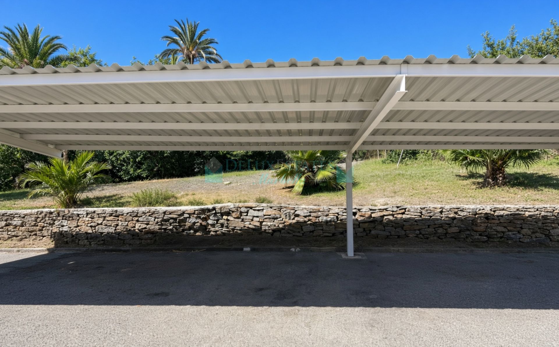 Town House for sale in Seghers, Estepona