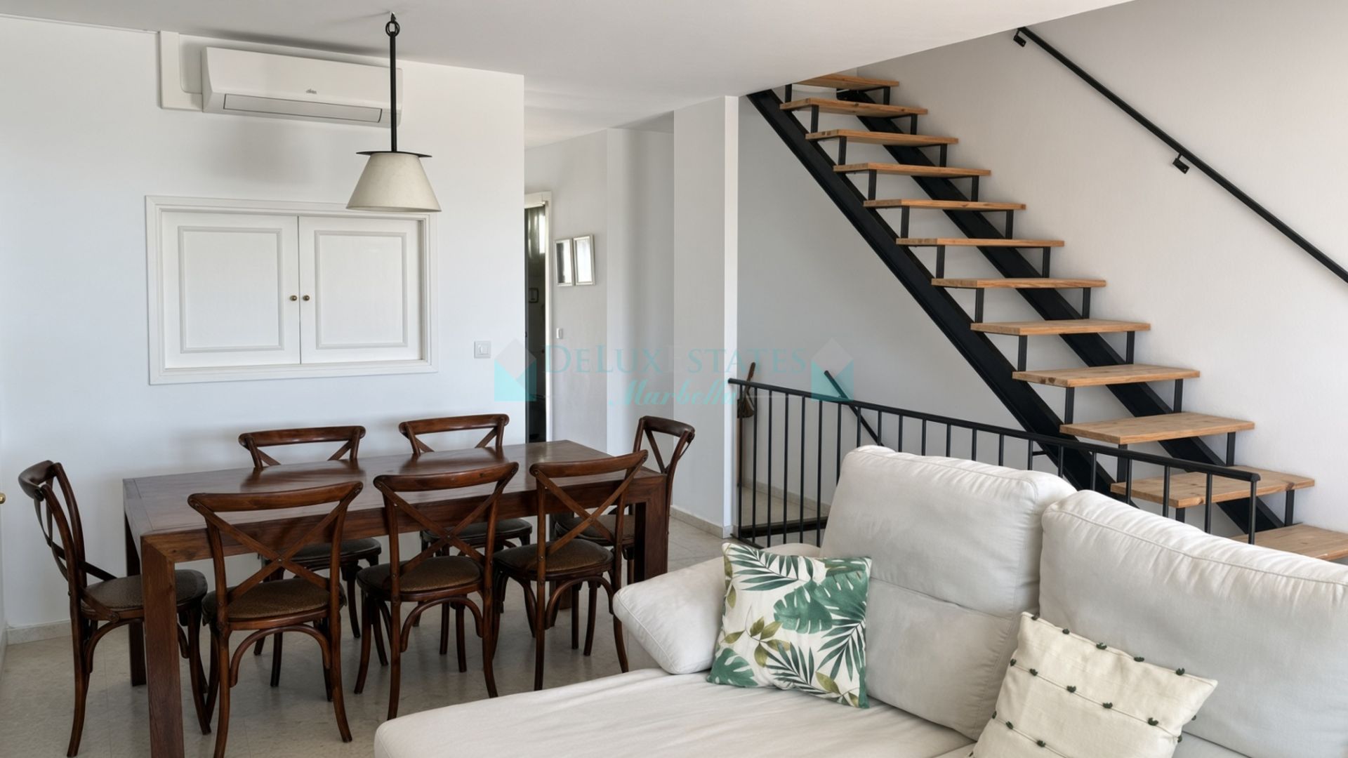 Town House for sale in Seghers, Estepona