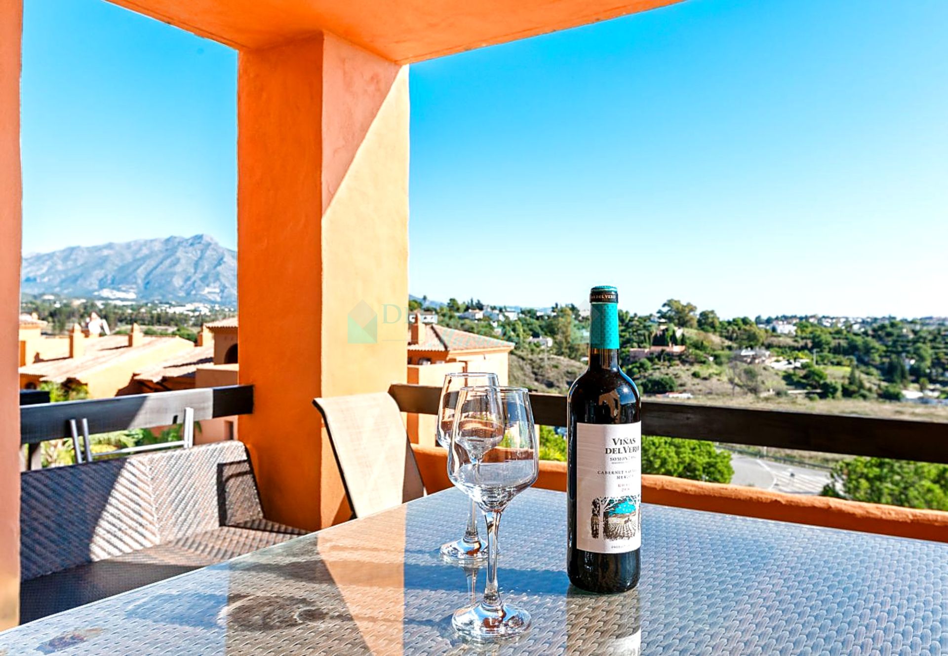 Apartment for sale in Gazules del Sol, Benahavis