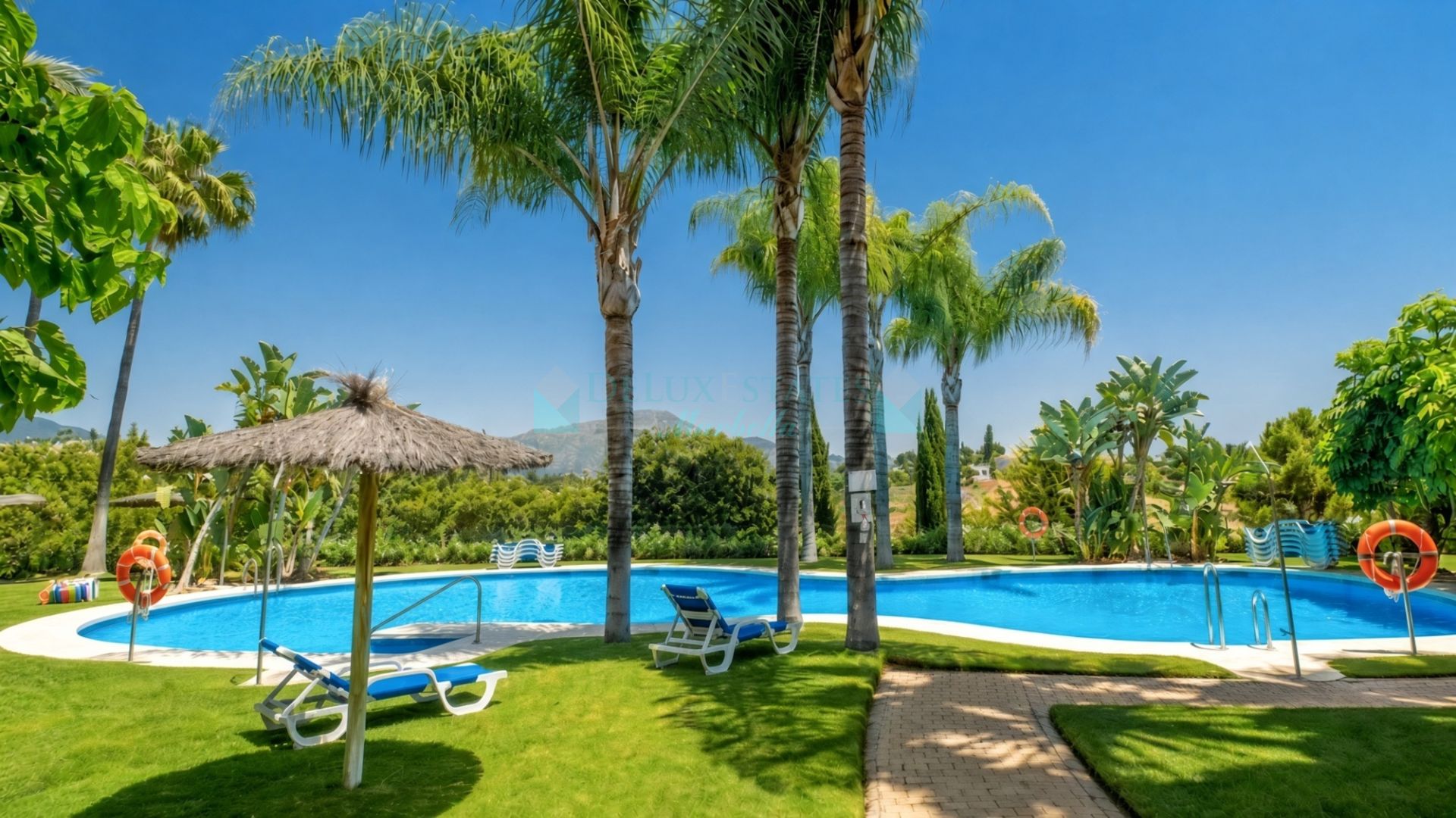 Apartment for sale in Gazules del Sol, Benahavis