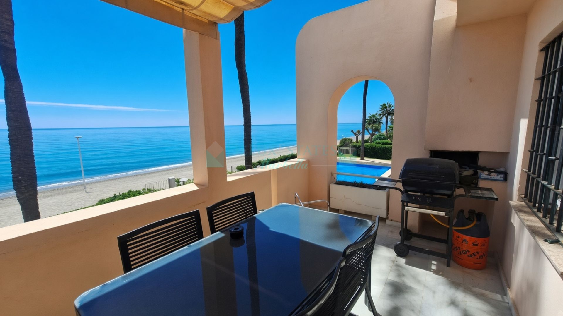 Apartment for sale in Bahia Dorada, Estepona