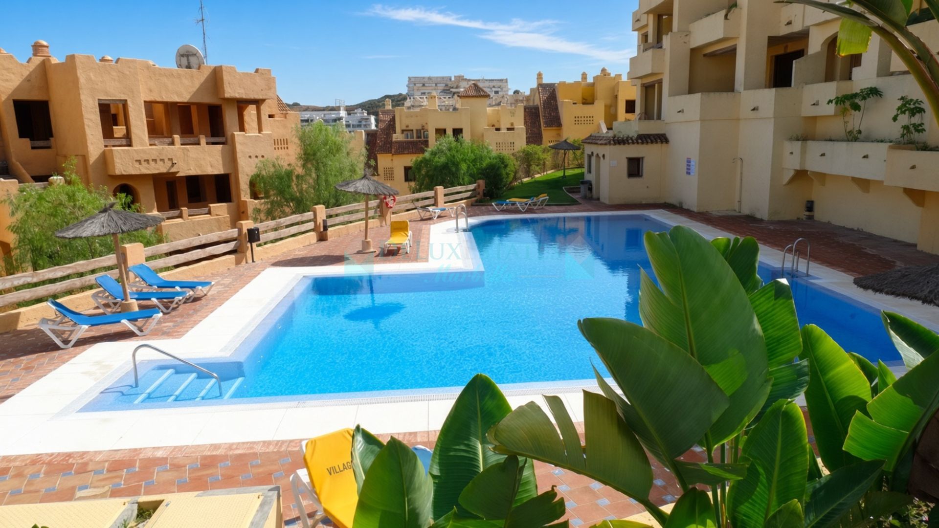 Penthouse for sale in Duquesa Village, Manilva