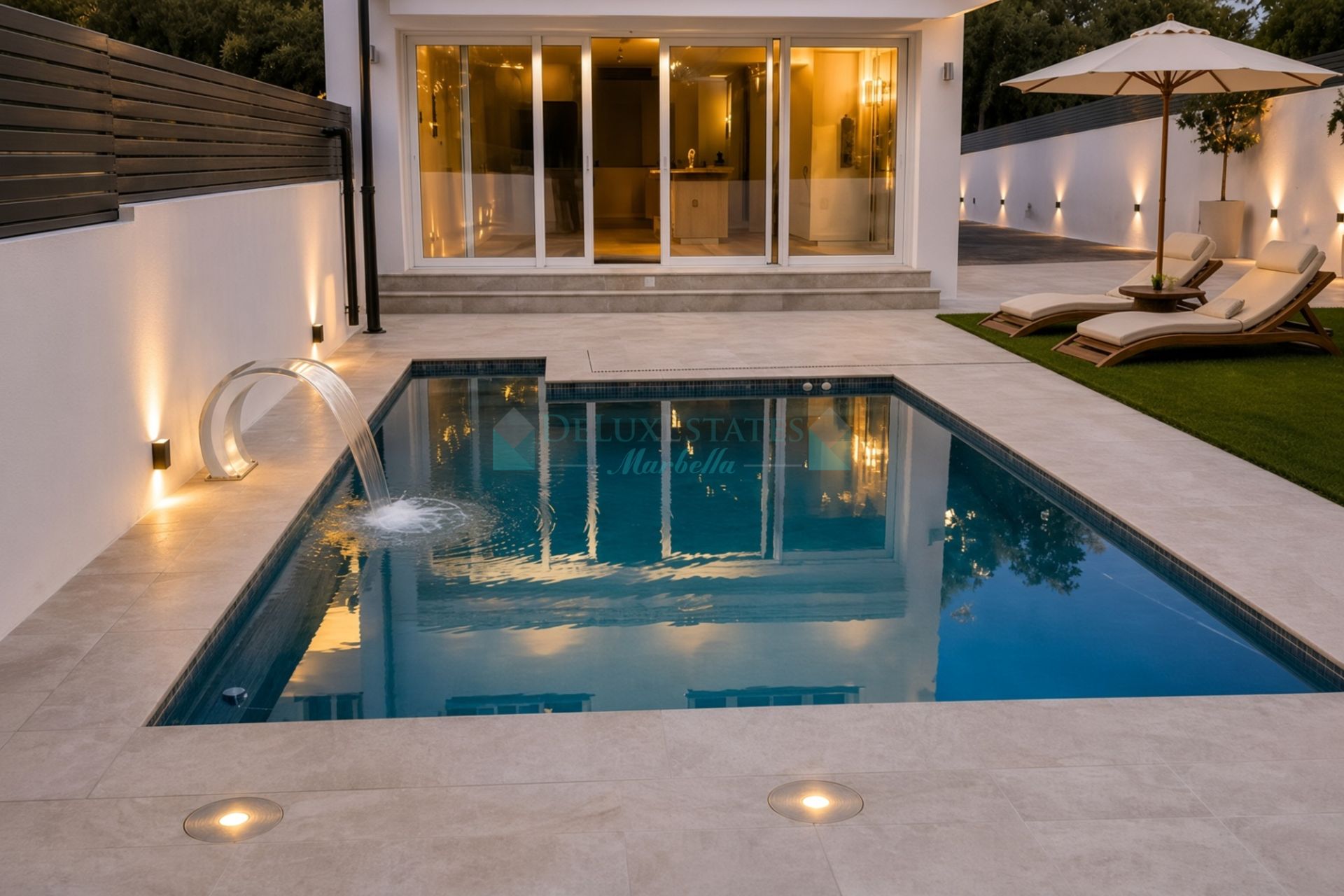 Semi Detached House for sale in Torrecilla-La Cañada, Marbella