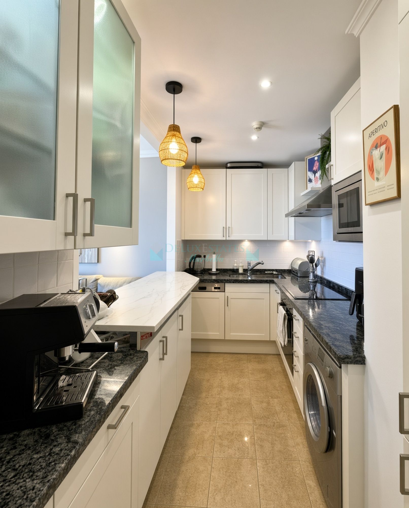 Penthouse for sale in Las Alamandas, Nueva Andalucia