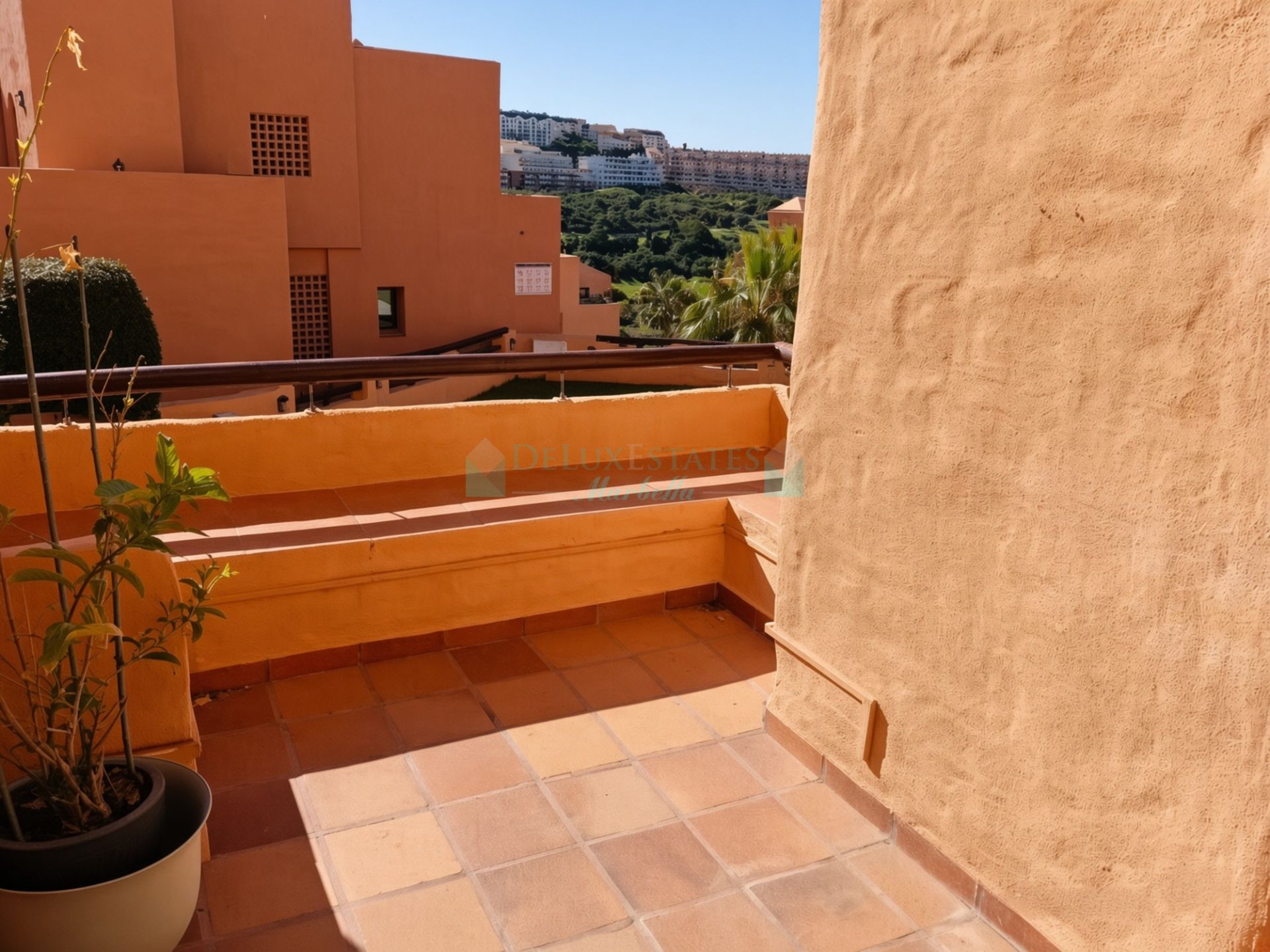 Ground Floor Apartment for sale in Coto Real, Manilva