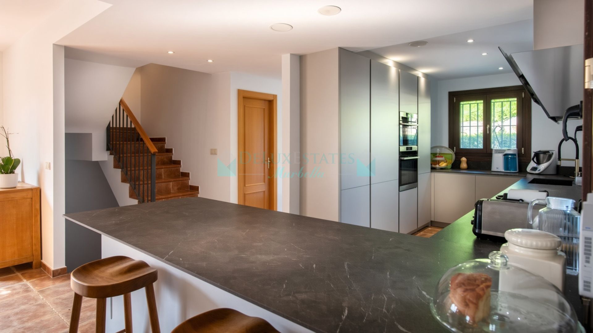 Semi Detached House for sale in El Campanario, Estepona