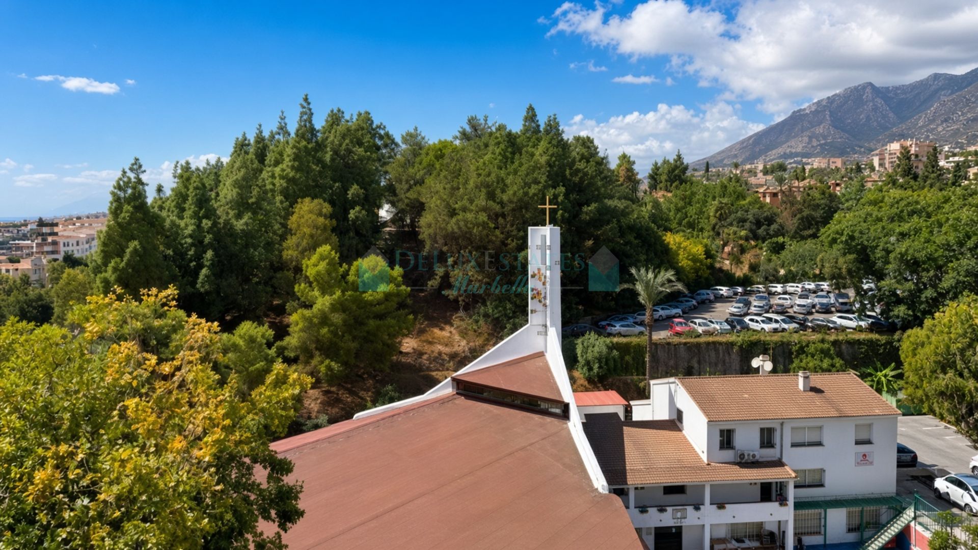 Apartment for sale in Huerta Belón, Marbella