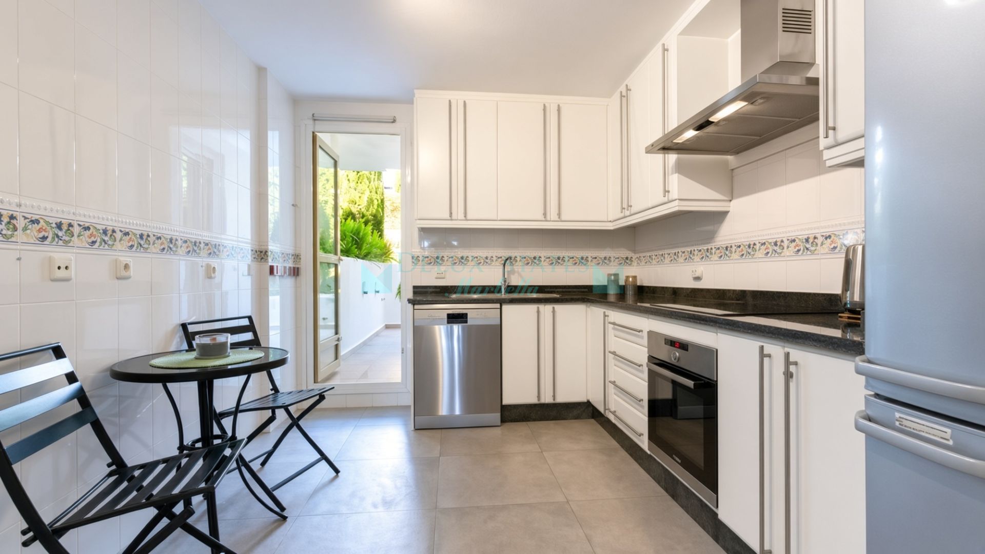 Ground Floor Apartment for sale in Aloha Mirasierra, Nueva Andalucia