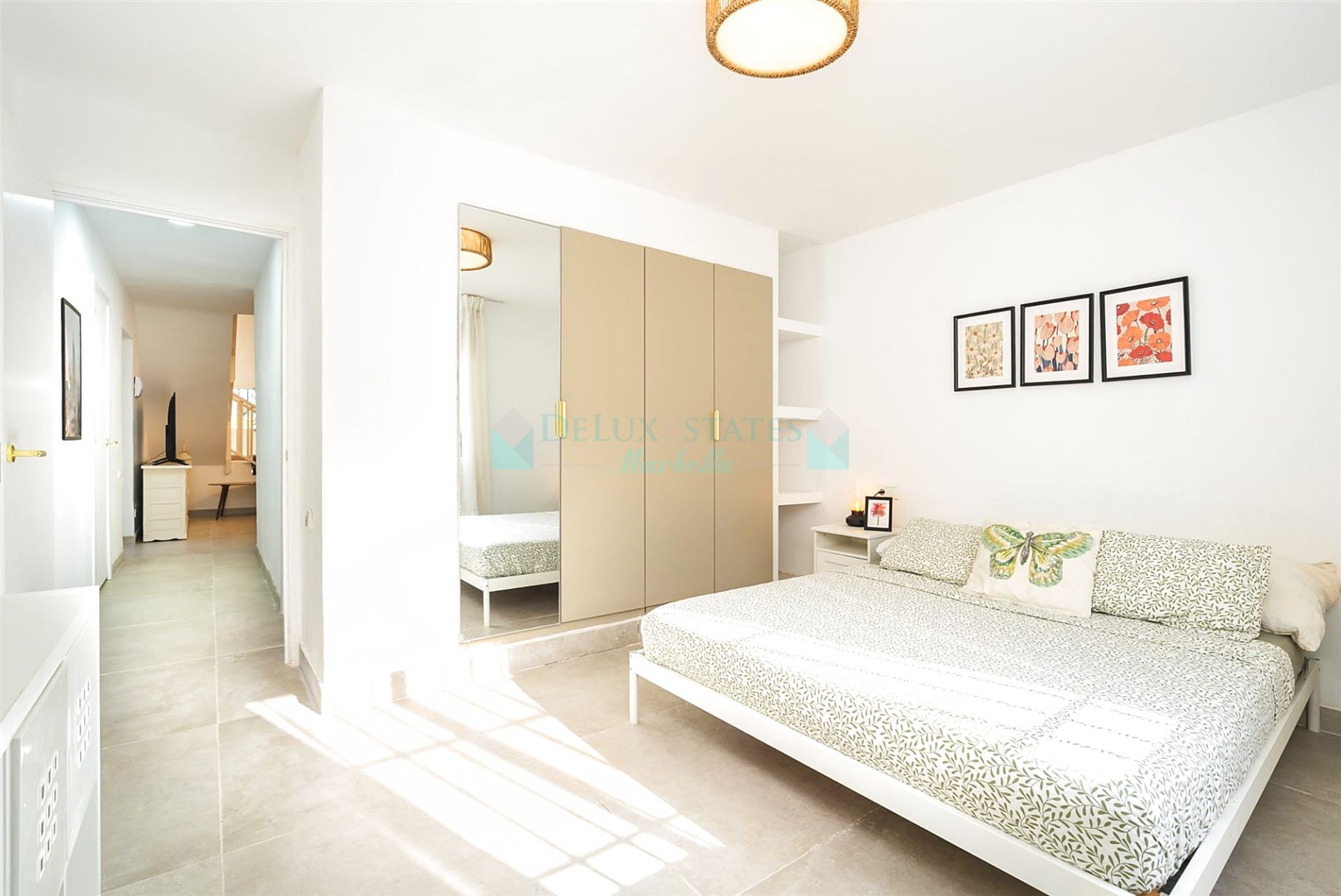 Town House for sale in Benamara, Estepona