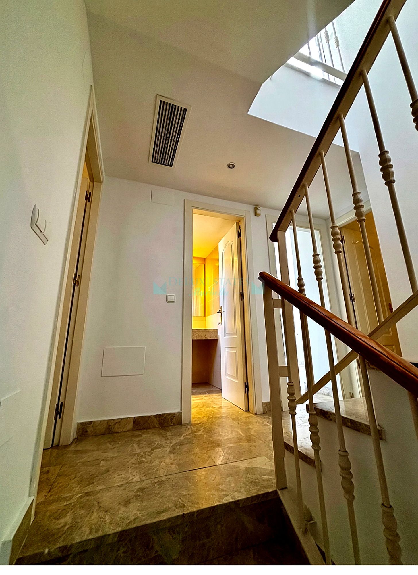Semi Detached House for sale in Los Naranjos, Nueva Andalucia