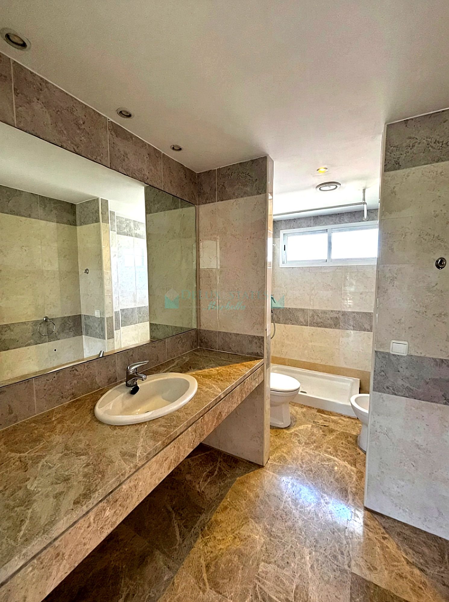 Semi Detached House for sale in Los Naranjos, Nueva Andalucia