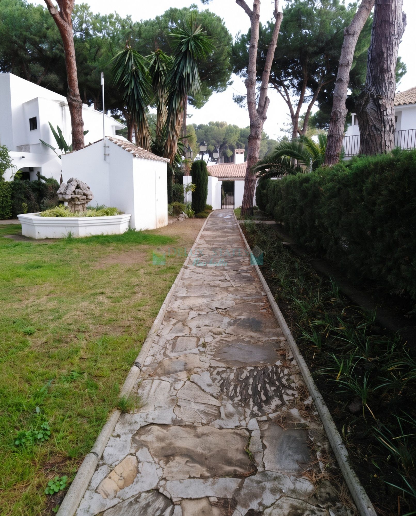 Ground Floor Apartment for sale in Benamara, Estepona
