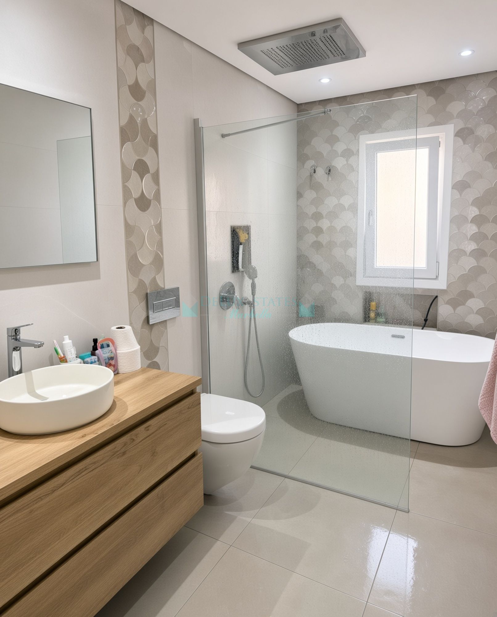 Chalet for sale in Alcorrín, Manilva