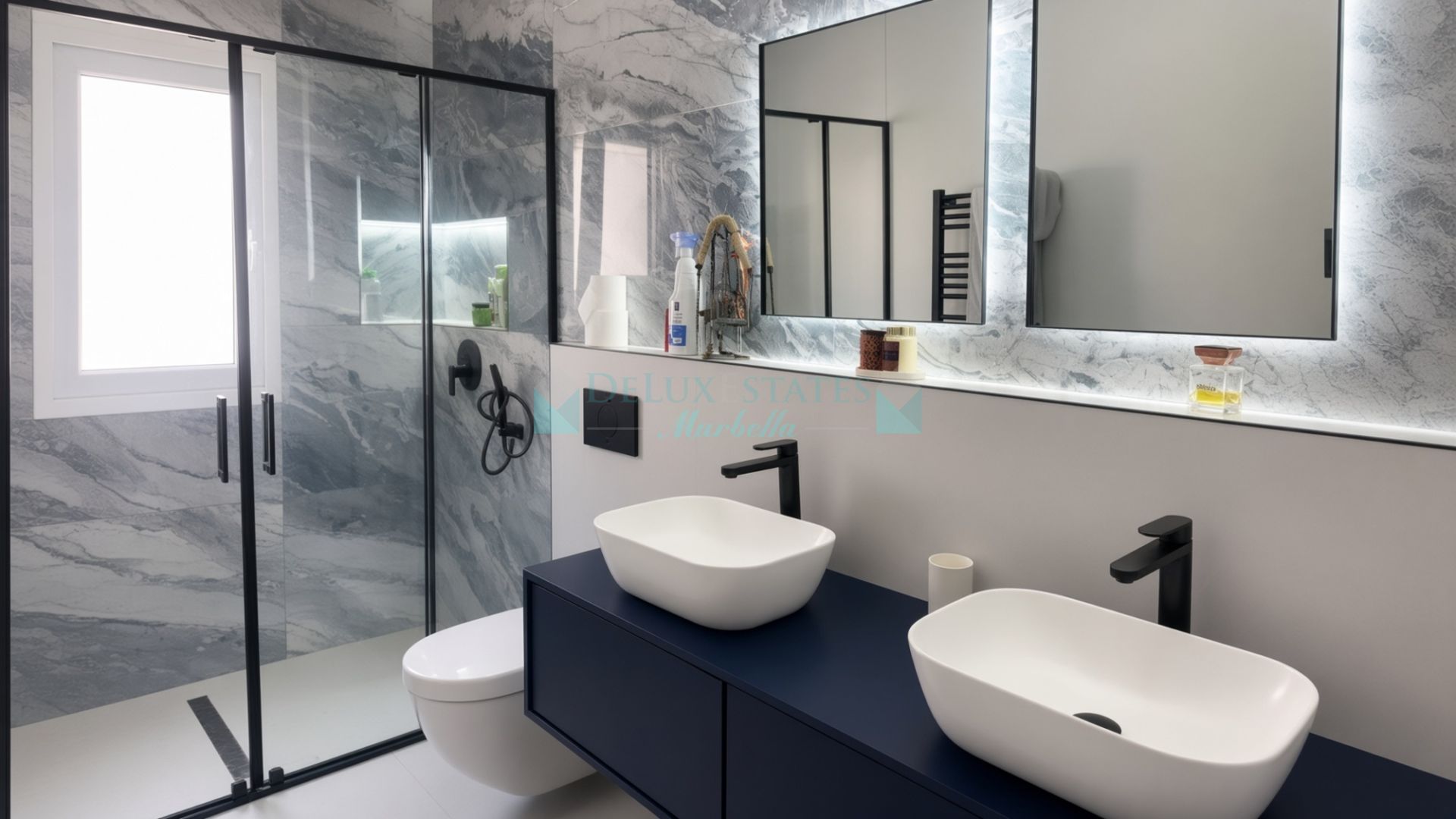 Chalet for sale in Alcorrín, Manilva