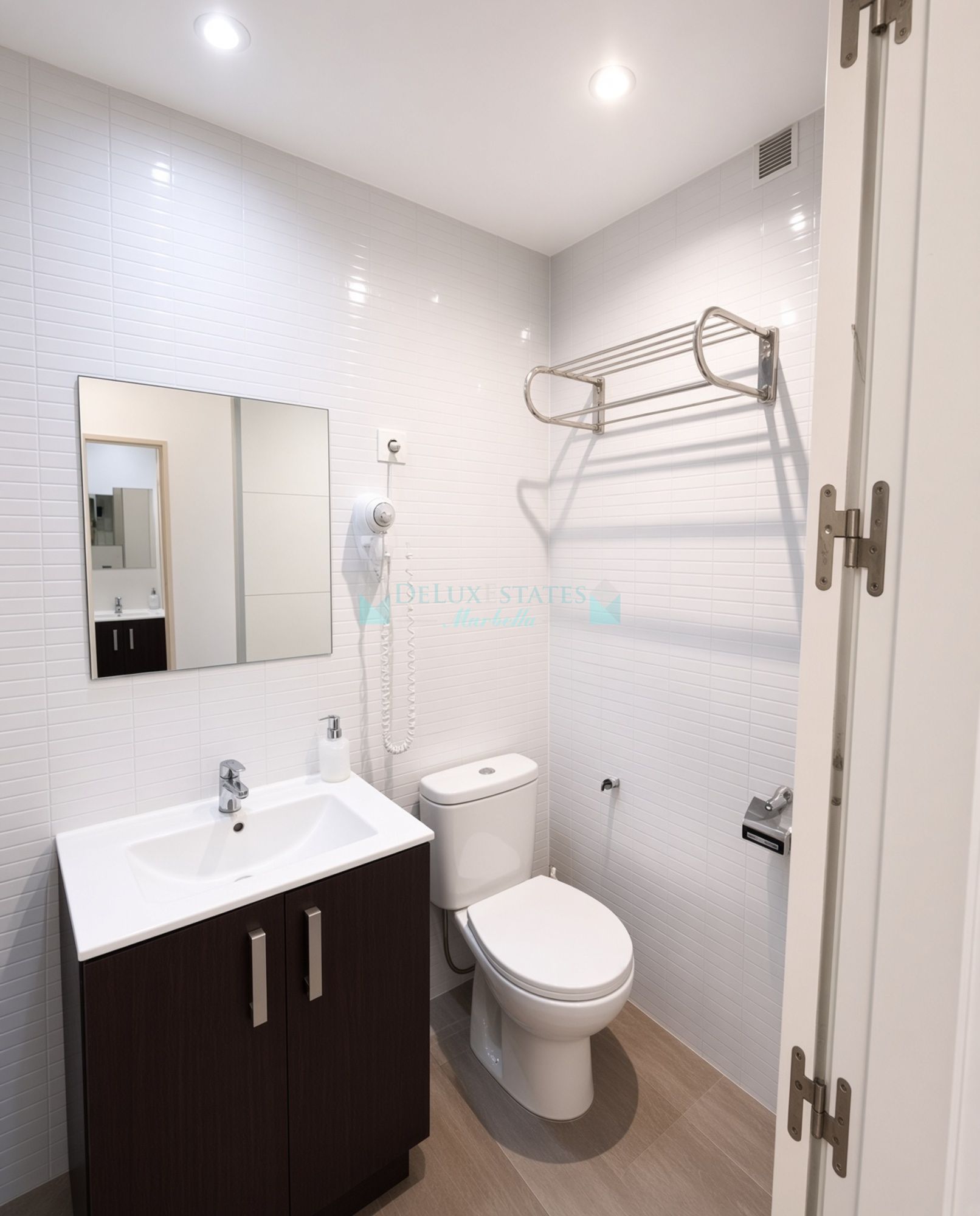 Studio for sale in Guadalmansa Playa, Estepona