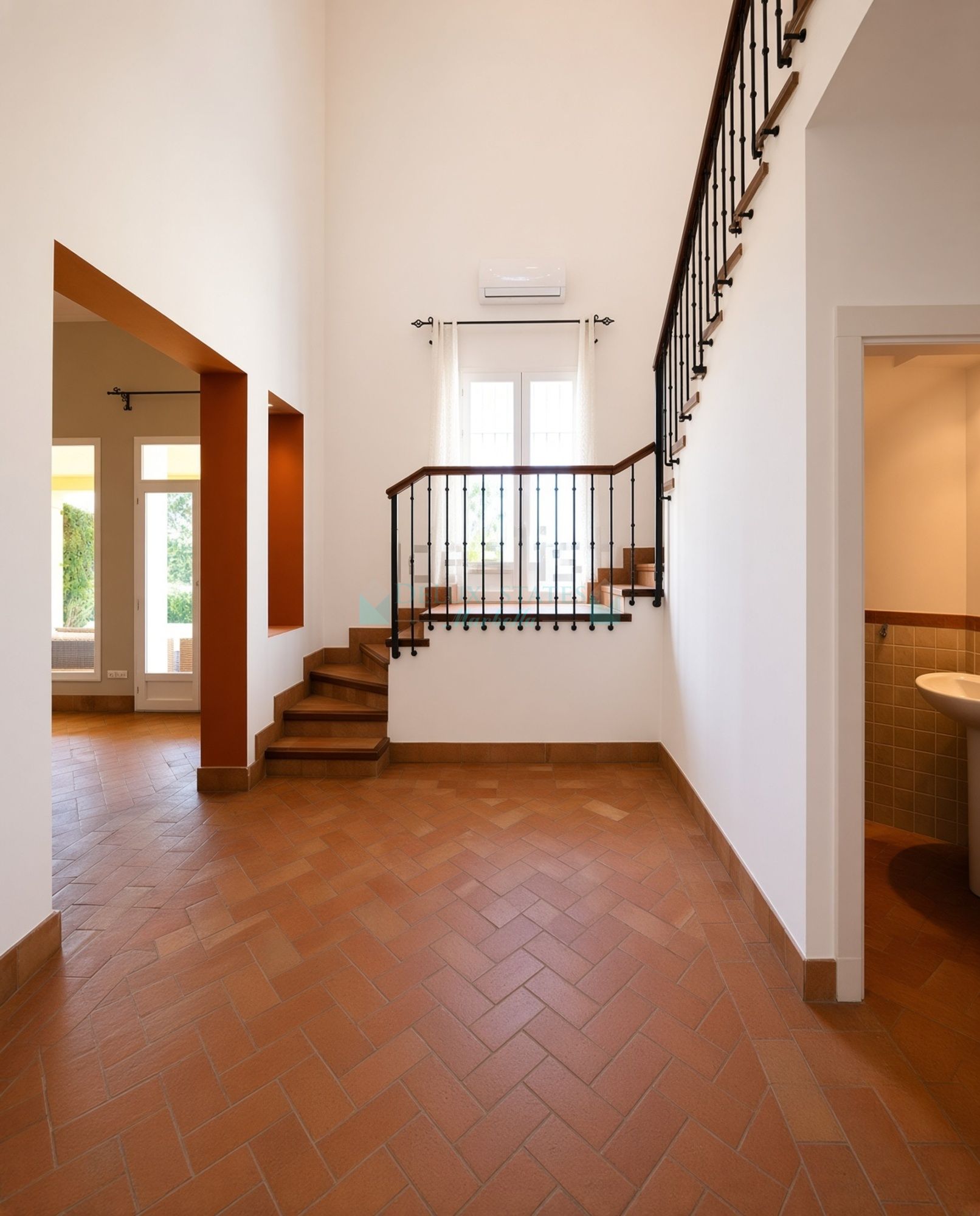 Villa for sale in Sotogrande