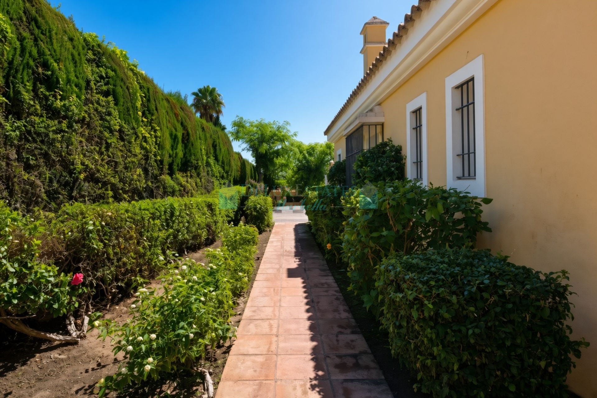 Villa for sale in Sotogrande