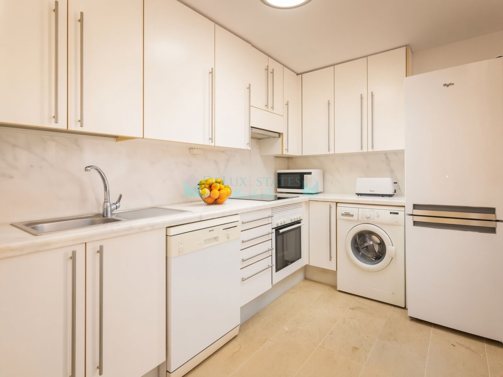 Duplex Penthouse for sale in Buenas Noches, Estepona