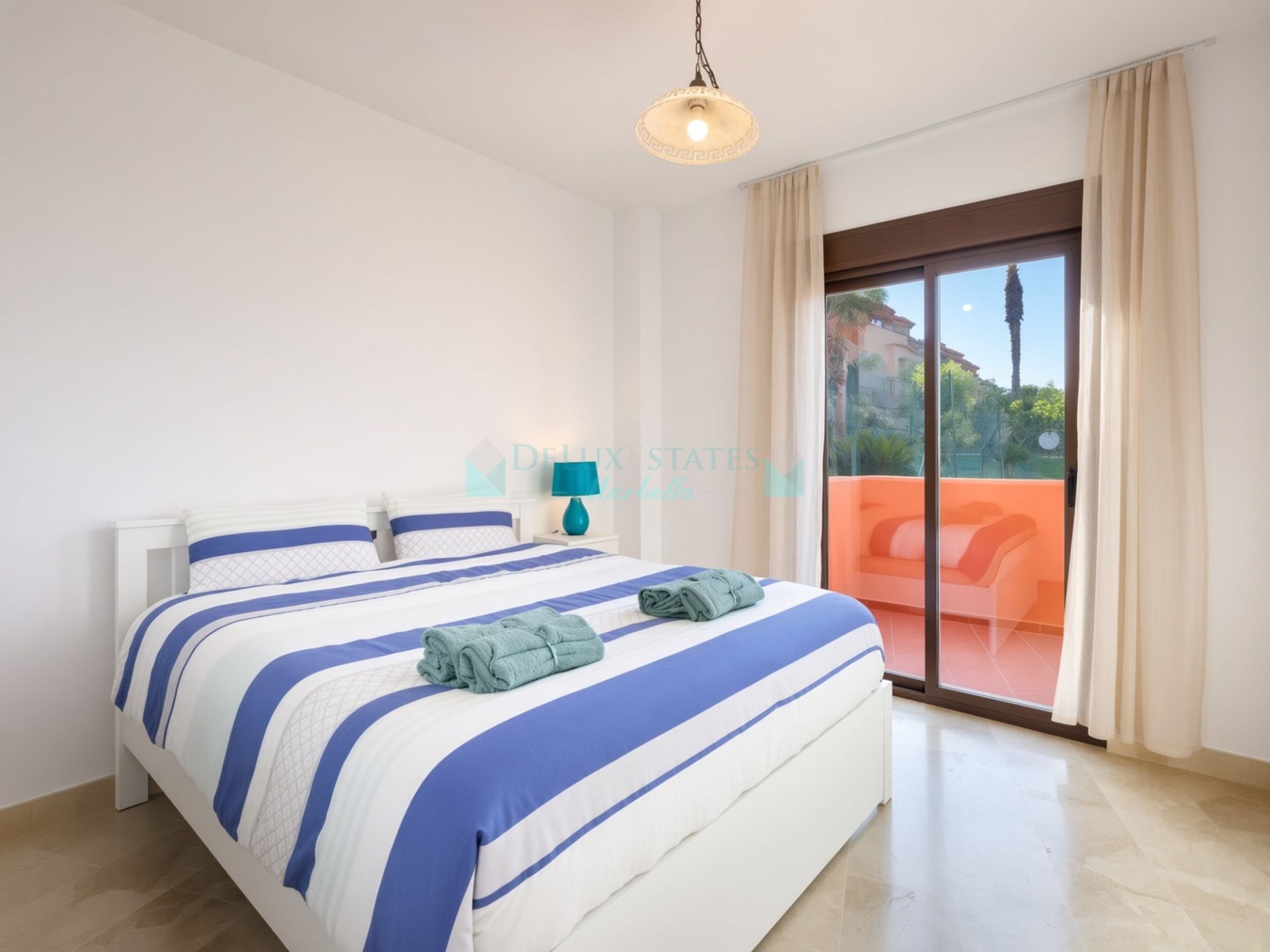 Duplex Penthouse for sale in Buenas Noches, Estepona