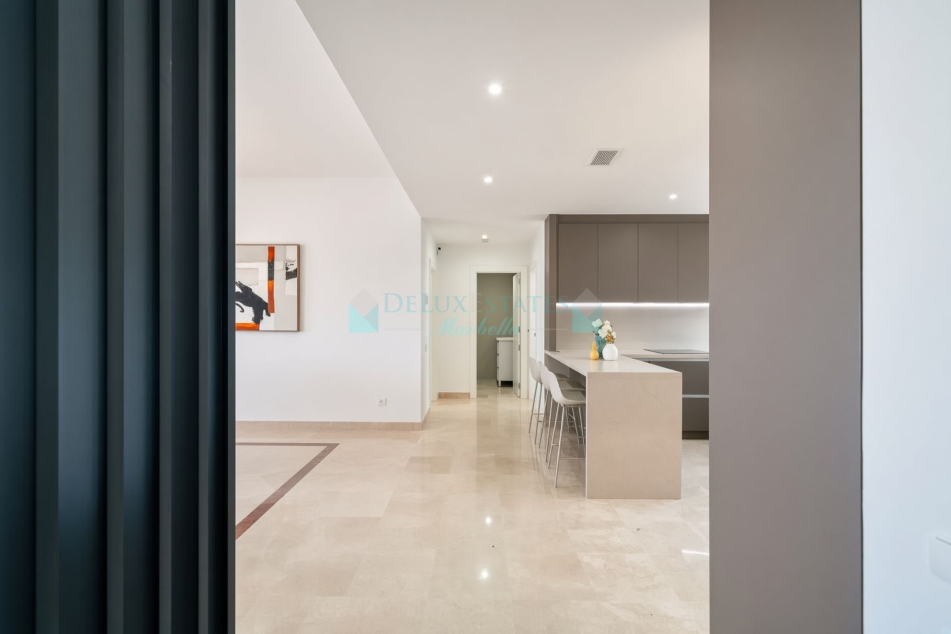 Penthouse for sale in El Paraiso, Estepona