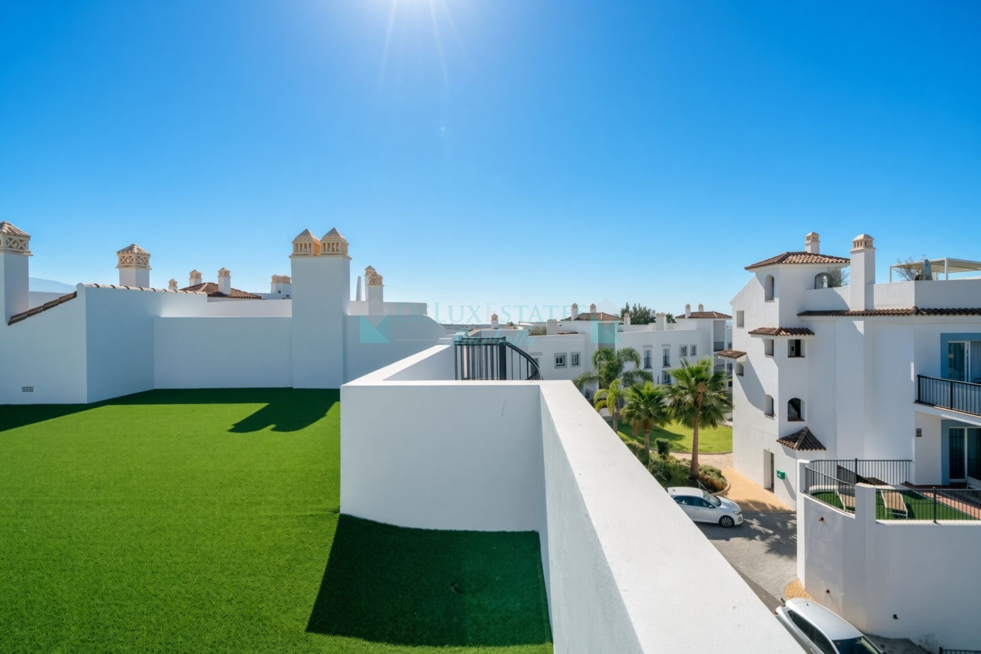 Penthouse for sale in El Paraiso, Estepona