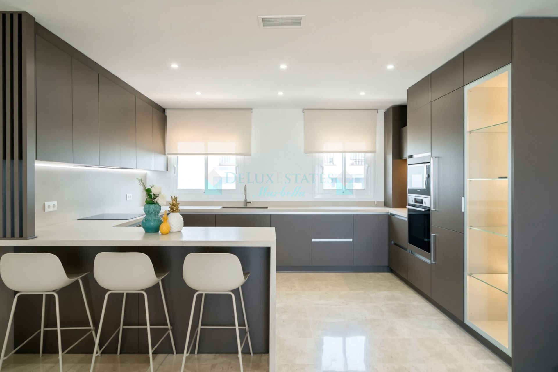 Penthouse for sale in El Paraiso, Estepona