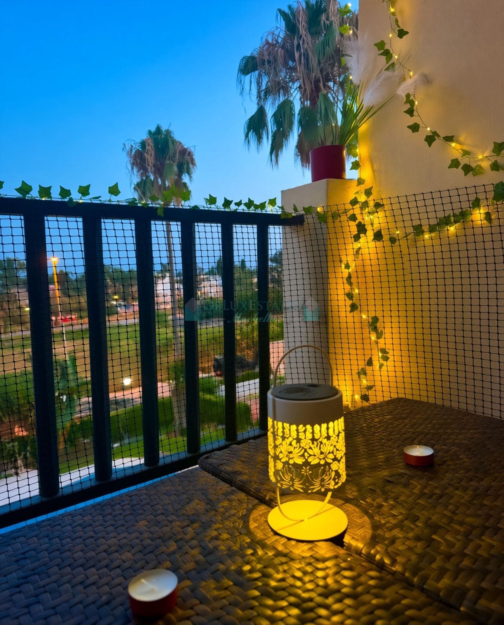 Apartment for sale in Lorcrimar, Nueva Andalucia