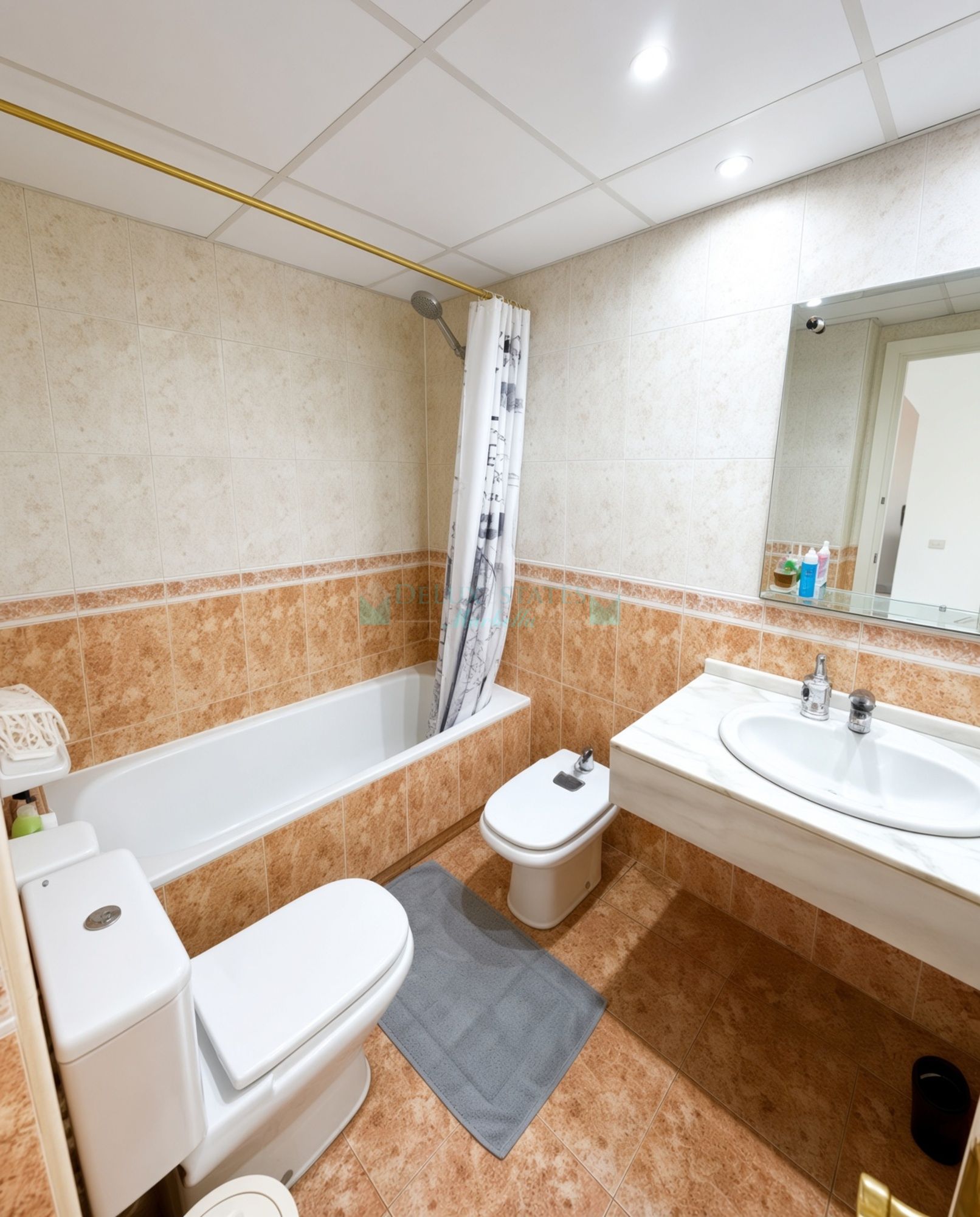 Apartment for sale in Lorcrimar, Nueva Andalucia