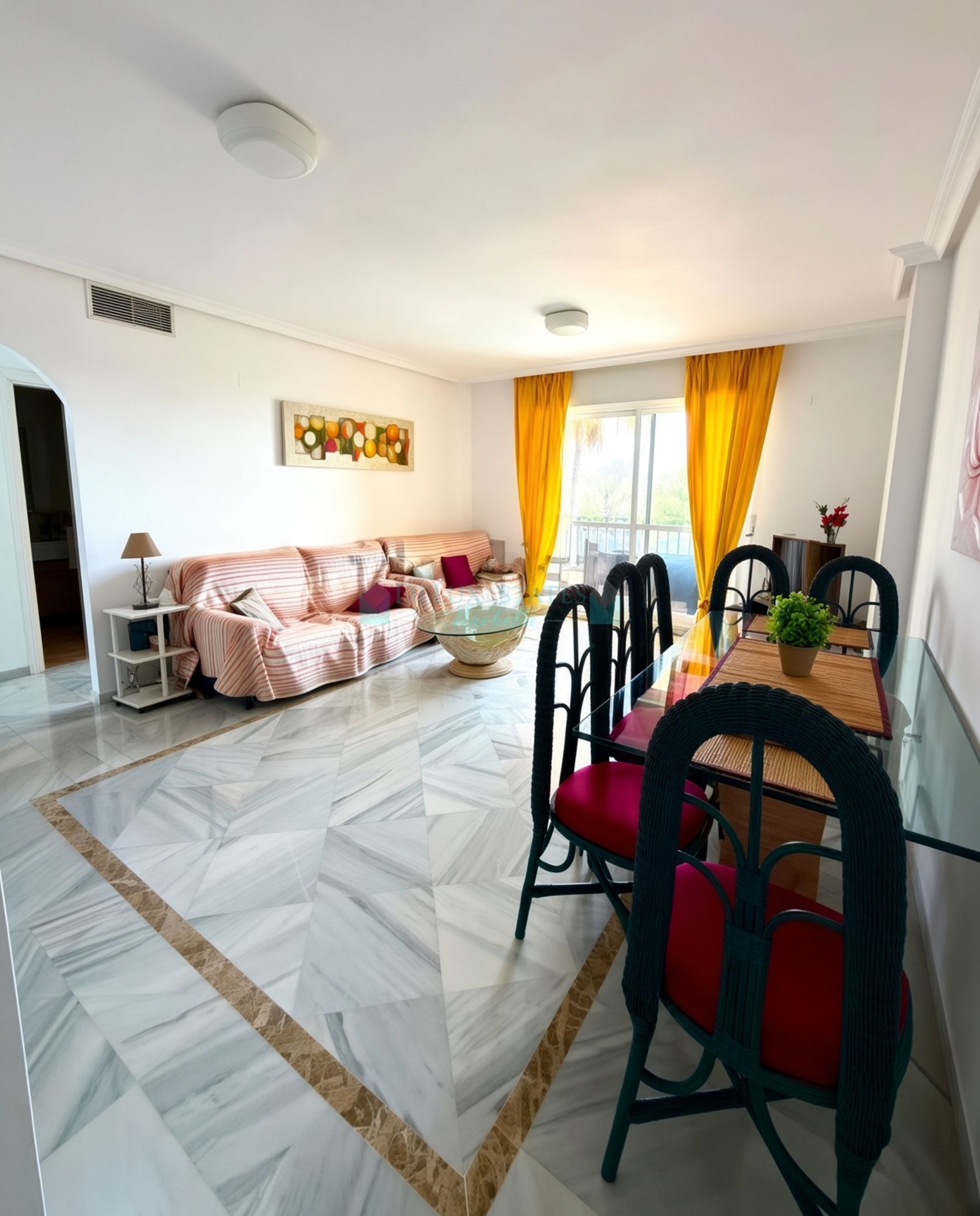 Apartment for sale in Lorcrimar, Nueva Andalucia