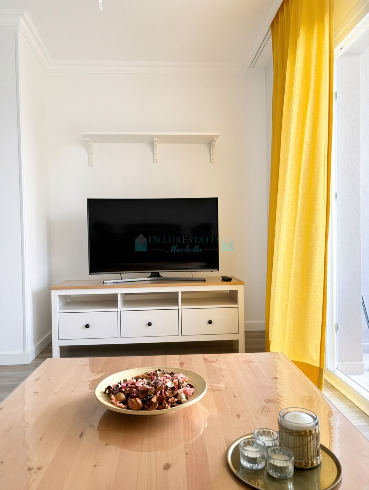 Apartment for sale in La Campana, Nueva Andalucia