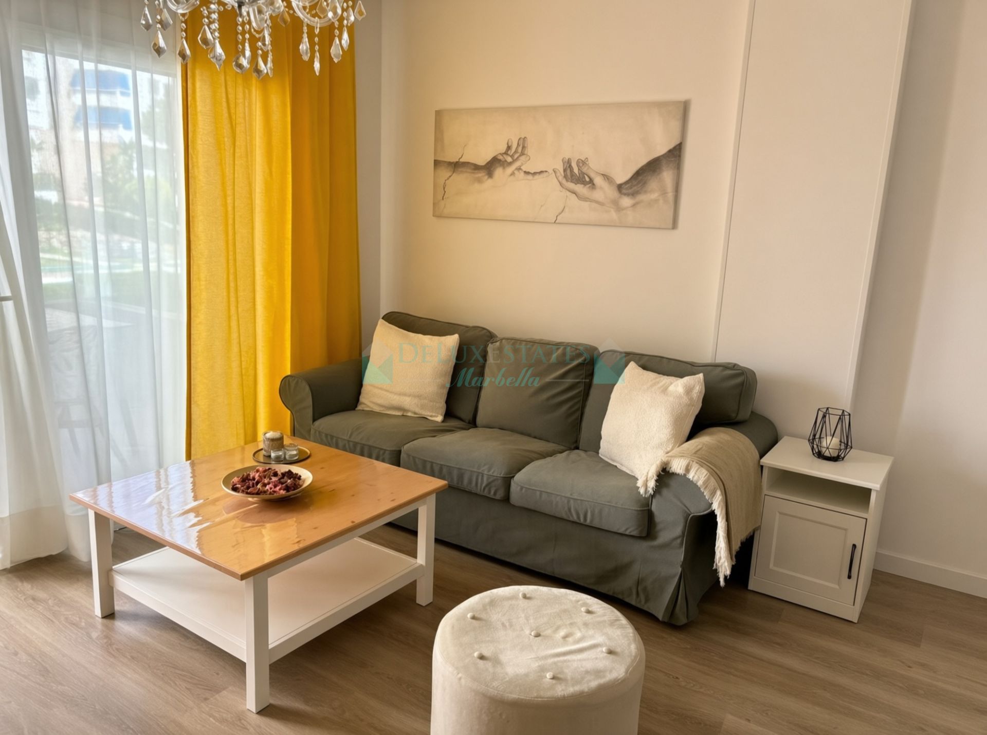Apartment for sale in La Campana, Nueva Andalucia