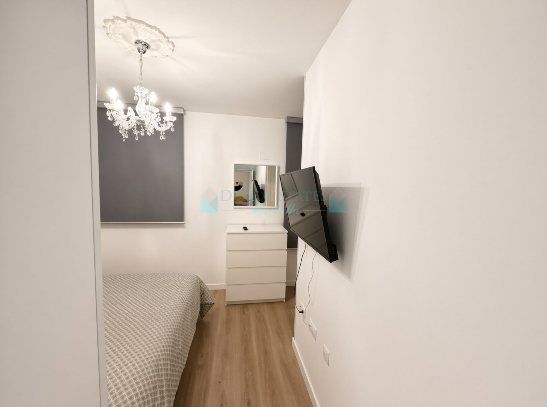 Apartment for sale in La Campana, Nueva Andalucia