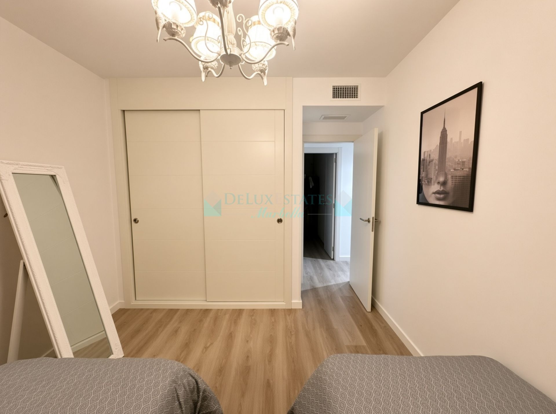 Apartment for sale in La Campana, Nueva Andalucia