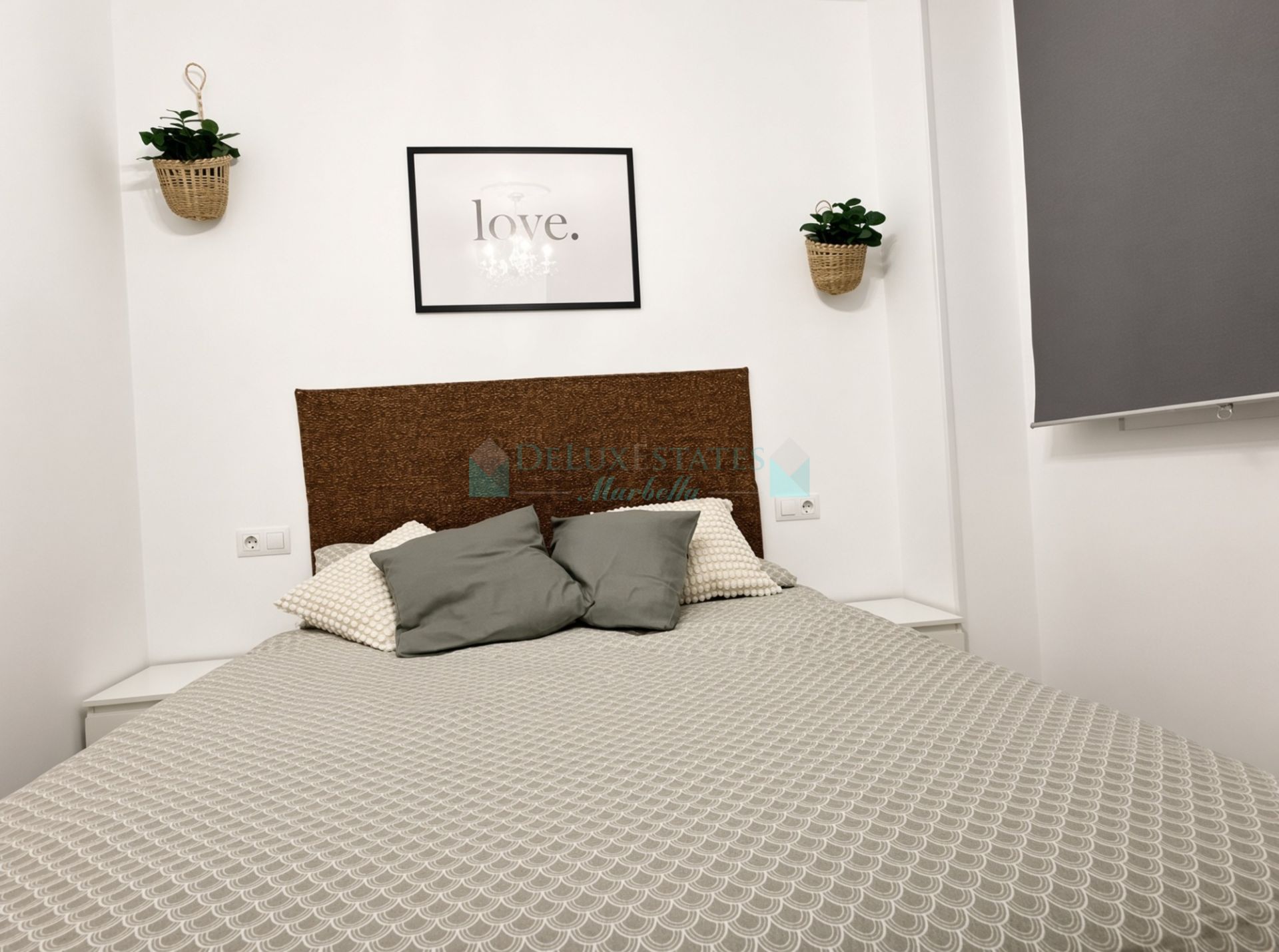 Apartment for sale in La Campana, Nueva Andalucia