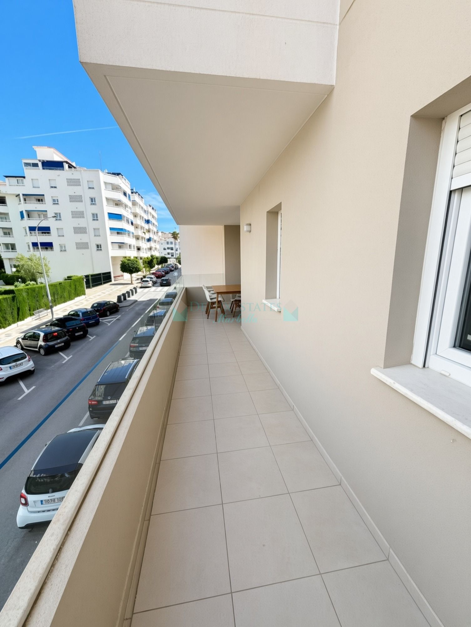 Apartment for sale in La Campana, Nueva Andalucia
