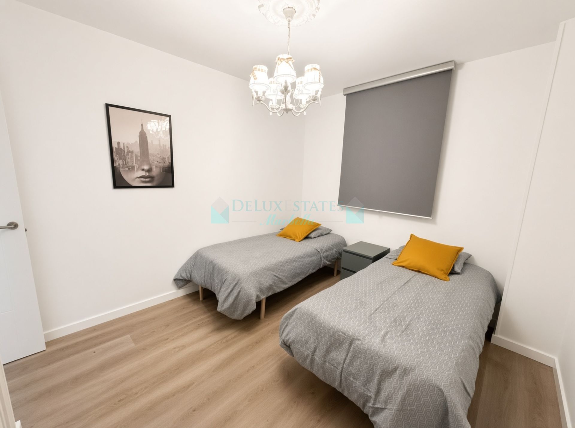 Apartment for sale in La Campana, Nueva Andalucia