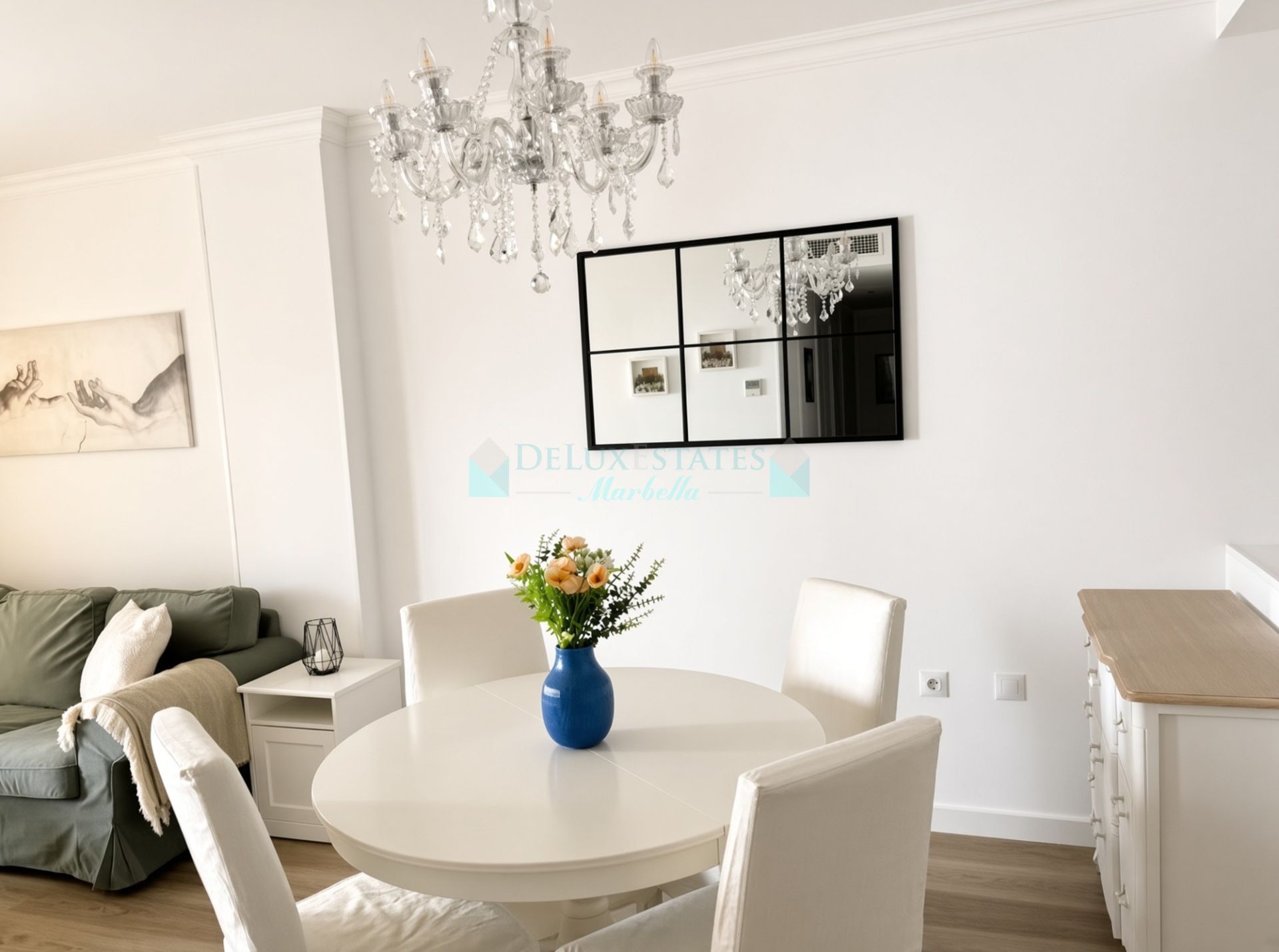 Apartment for sale in La Campana, Nueva Andalucia