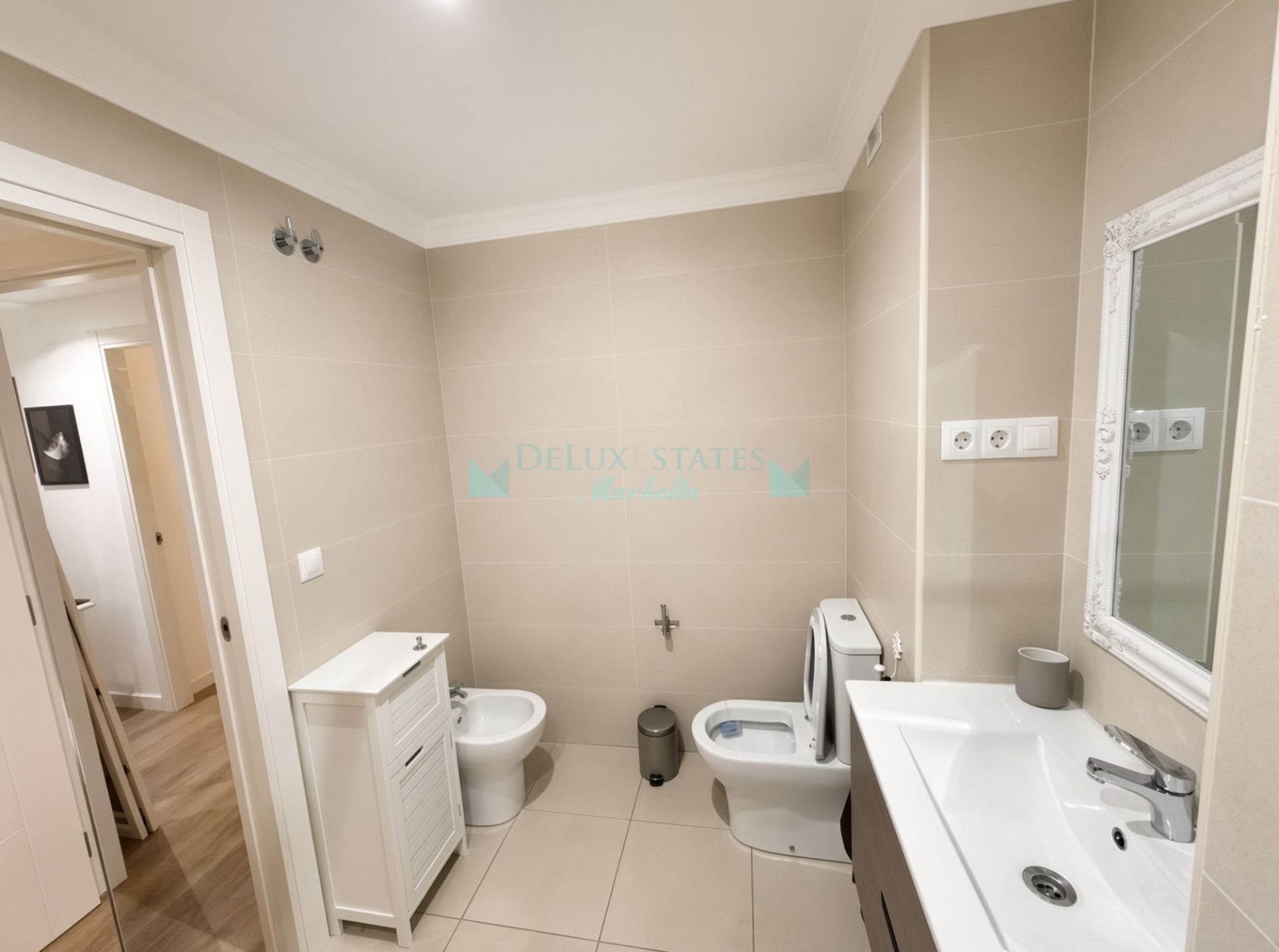 Apartment for sale in La Campana, Nueva Andalucia