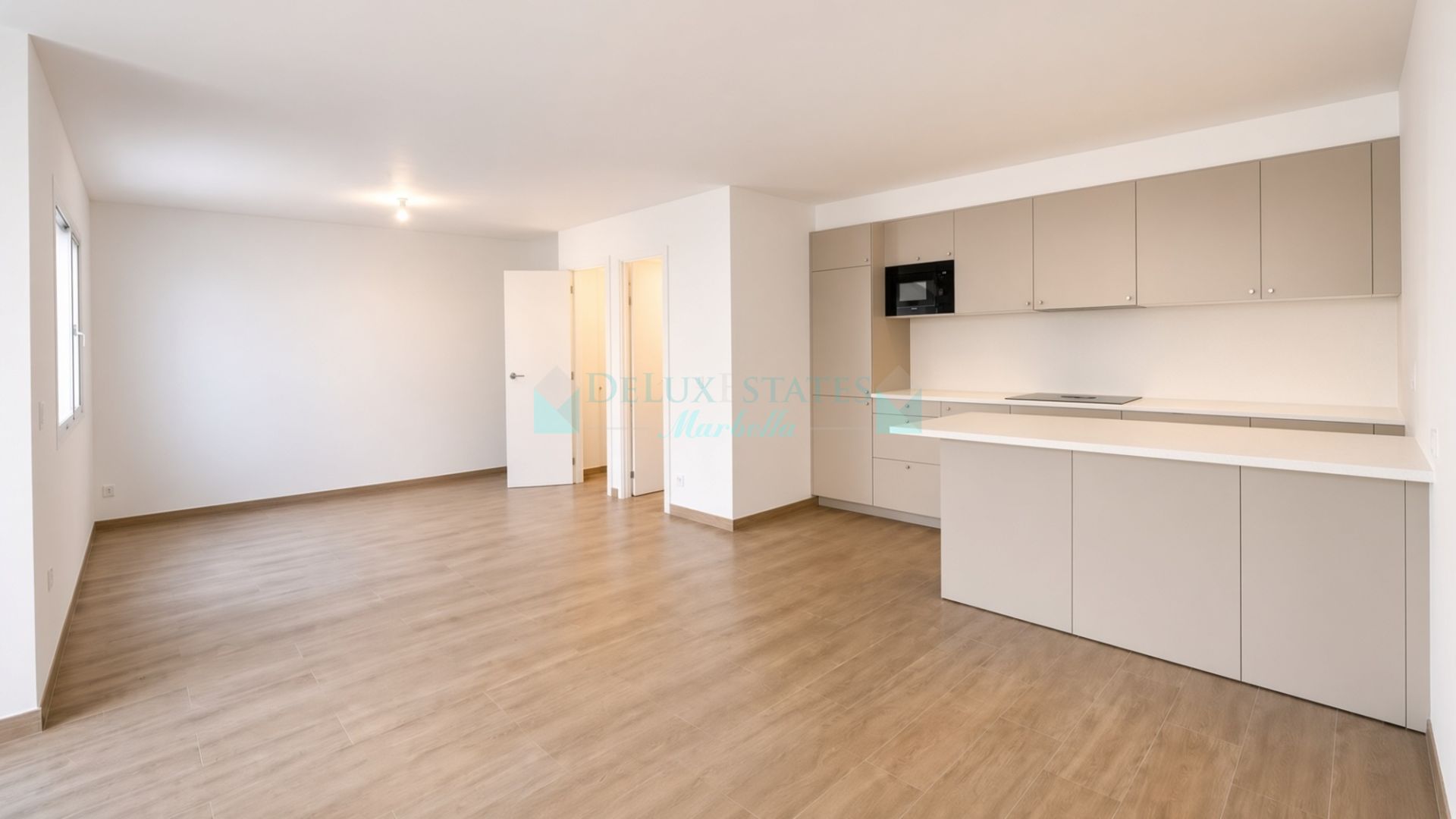 Town House for sale in Nueva Atalaya, Estepona