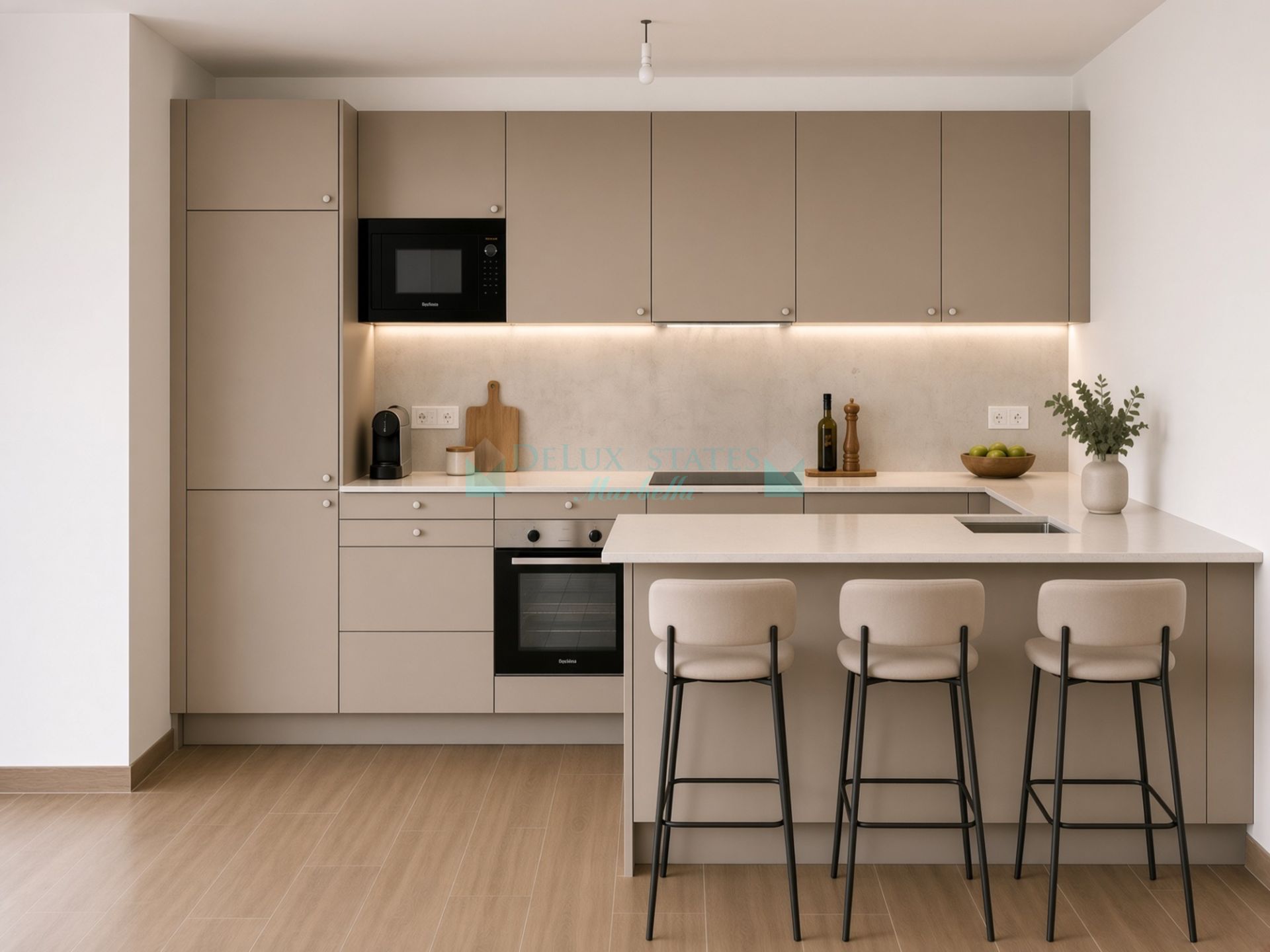 Town House for sale in Nueva Atalaya, Estepona