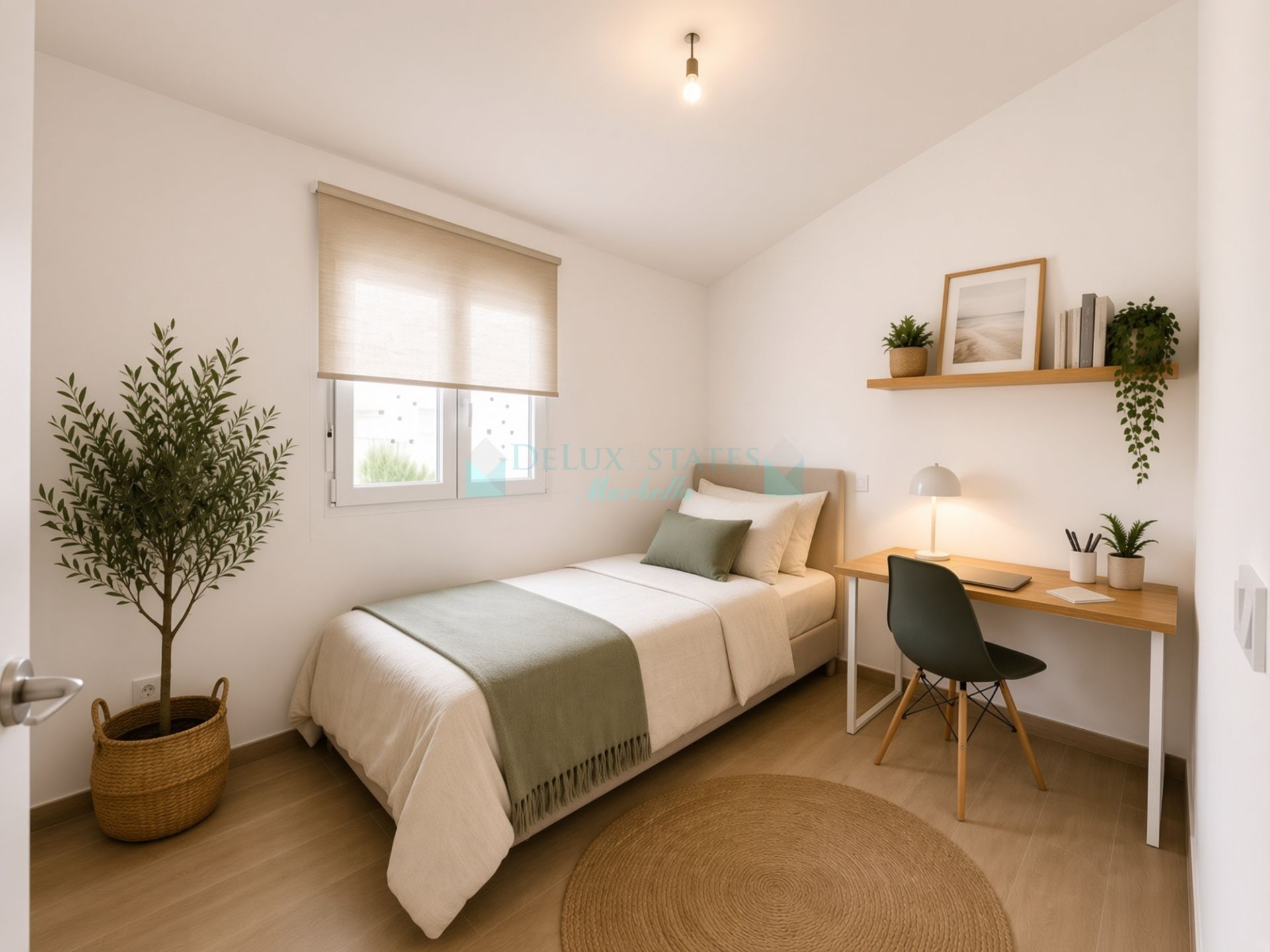 Town House for sale in Nueva Atalaya, Estepona